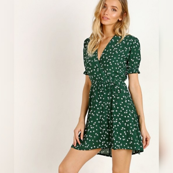 Faithfull the Brand Dresses & Skirts - FAITHFULL THE BRAND Mira Betina Floral Mini Dress